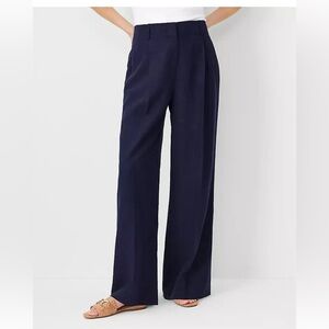 NEW $139 ANN TAYLOR The Petite Pleated wide leg pant sz Navy 4P